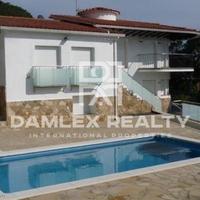 House in Spain, Catalunya, Girona, 230 sq.m.
