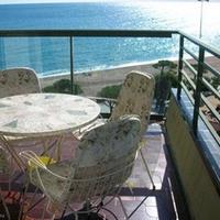 Flat at the first line of the sea / lake in Spain, Catalunya, Girona, 59 sq.m.