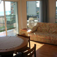 Flat at the first line of the sea / lake in Spain, Catalunya, Girona, 59 sq.m.