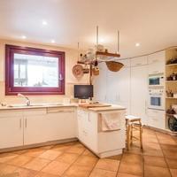 Villa in Spain, Catalunya, Begur, 302 sq.m.