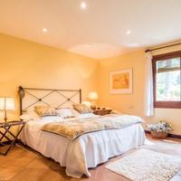 Villa in Spain, Catalunya, Begur, 302 sq.m.