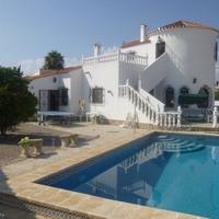 Villa in Spain, Comunitat Valenciana, Alicante, 135 sq.m.