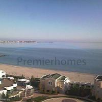 Flat at the first line of the sea / lake in Bulgaria, Burgas Province, Elenite, 250 sq.m.