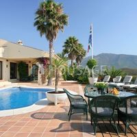 Вилла в Испании, Андалусия, 327 кв.м.