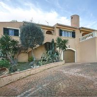 Villa in Spain, Balearic Islands, Palma, 130 sq.m.