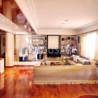 Flat in Italy, Rome, 308 sq.m.