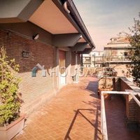 Flat in Italy, Rome, 308 sq.m.