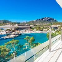 Villa in Spain, Balearic Islands, Palma, 1042 sq.m.