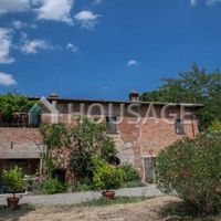 House in Italy, Perugia, 400 sq.m.