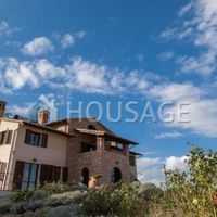 House in Italy, Perugia, 1600 sq.m.