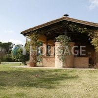 House in Italy, Perugia, 750 sq.m.