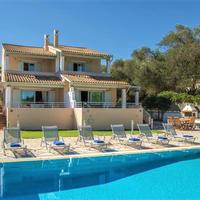 Villa in Greece, Ionian Islands, 220 sq.m.