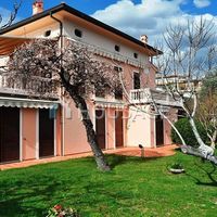 Villa in Italy, San Remo, 315 sq.m.