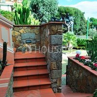 Вилла в Италии, Сан-Ремо, 315 кв.м.