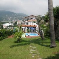 Вилла в Италии, Сан-Ремо, 480 кв.м.