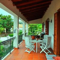 Вилла в Италии, Сан-Ремо, 150 кв.м.