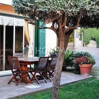 Вилла в Италии, Сан-Ремо, 180 кв.м.