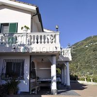 Вилла в Италии, Сан-Ремо, 330 кв.м.