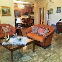 Villa in Greece, Central Macedonia, Center, 728 sq.m.