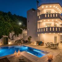 Villa in Greece, Crete, Irakleion, 397 sq.m.