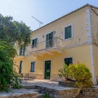 Flat in Greece, Ionian Islands, 100 sq.m.