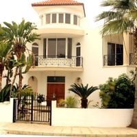Villa in Republic of Cyprus, Eparchia Pafou, Paphos, 372 sq.m.