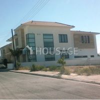 Villa in Republic of Cyprus, Eparchia Larnakas, 650 sq.m.
