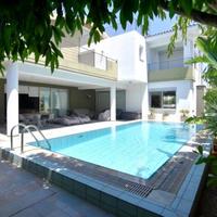 Villa in Republic of Cyprus, Lima, 512 sq.m.