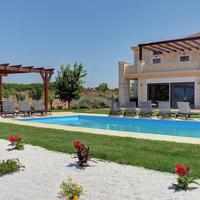 Villa in Greece, Crete, Chania, 686 sq.m.