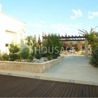 Villa in Republic of Cyprus, Eparchia Pafou, 760 sq.m.