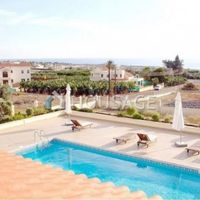 Villa in Republic of Cyprus, Eparchia Pafou, 710 sq.m.