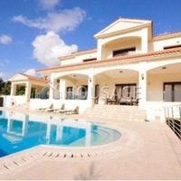 Villa in Republic of Cyprus, Eparchia Pafou, 700 sq.m.