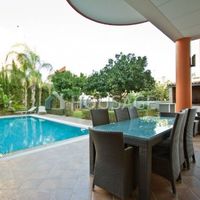 Villa in Republic of Cyprus, Lemesou, 700 sq.m.