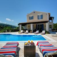 Villa in Greece, Ionian Islands, 240 sq.m.
