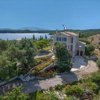 Villa in Greece, Ionian Islands, 240 sq.m.