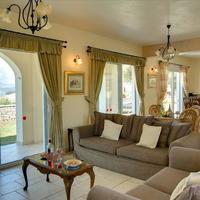 Villa in Greece, Ionian Islands, 240 sq.m.