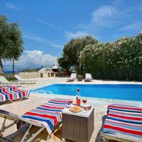 Villa in Greece, Ionian Islands, 240 sq.m.