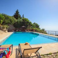 Villa in Greece, Ionian Islands, 270 sq.m.