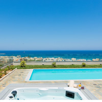 Villa in Greece, Crete, Chania, 320 sq.m.