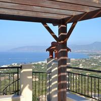 Villa in Republic of Cyprus, Eparchia Pafou, Paphos, 148 sq.m.