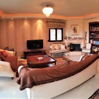 Townhouse in Greece, Central Macedonia, Center, 225 sq.m.