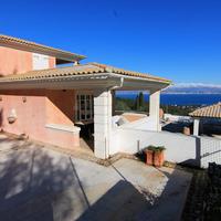 Villa in Greece, Ionian Islands, 600 sq.m.