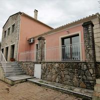 Villa in Greece, Ionian Islands, 380 sq.m.