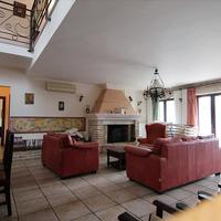 Villa in Greece, Ionian Islands, 380 sq.m.