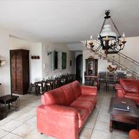 Villa in Greece, Ionian Islands, 380 sq.m.