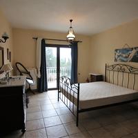 Villa in Greece, Ionian Islands, 380 sq.m.