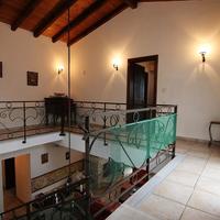 Villa in Greece, Ionian Islands, 380 sq.m.