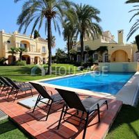 Вилла в Испании, Андалусия, 1070 кв.м.