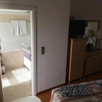 Business center in Greece, Attica, Athens, 2597 sq.m.