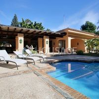 Villa in Spain, Andalucia, 963 sq.m.